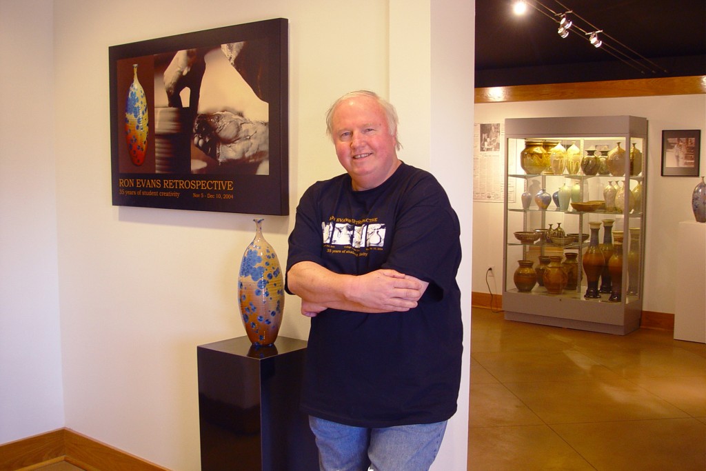 Ron with Showpiece vase new